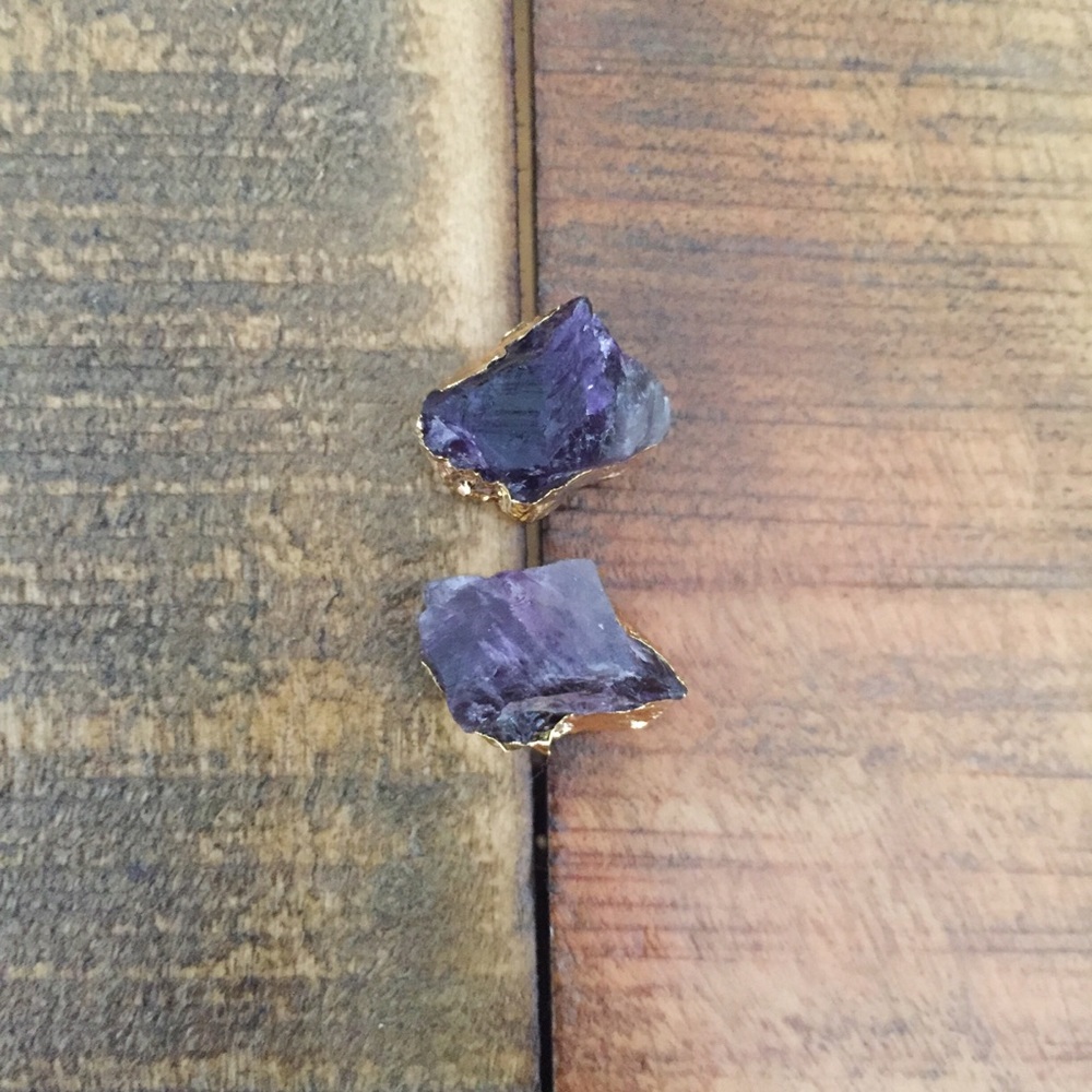 Host Pick 🖤 Raw Amethyst 14K Gold Plated Earrings - Picture 3 of 5